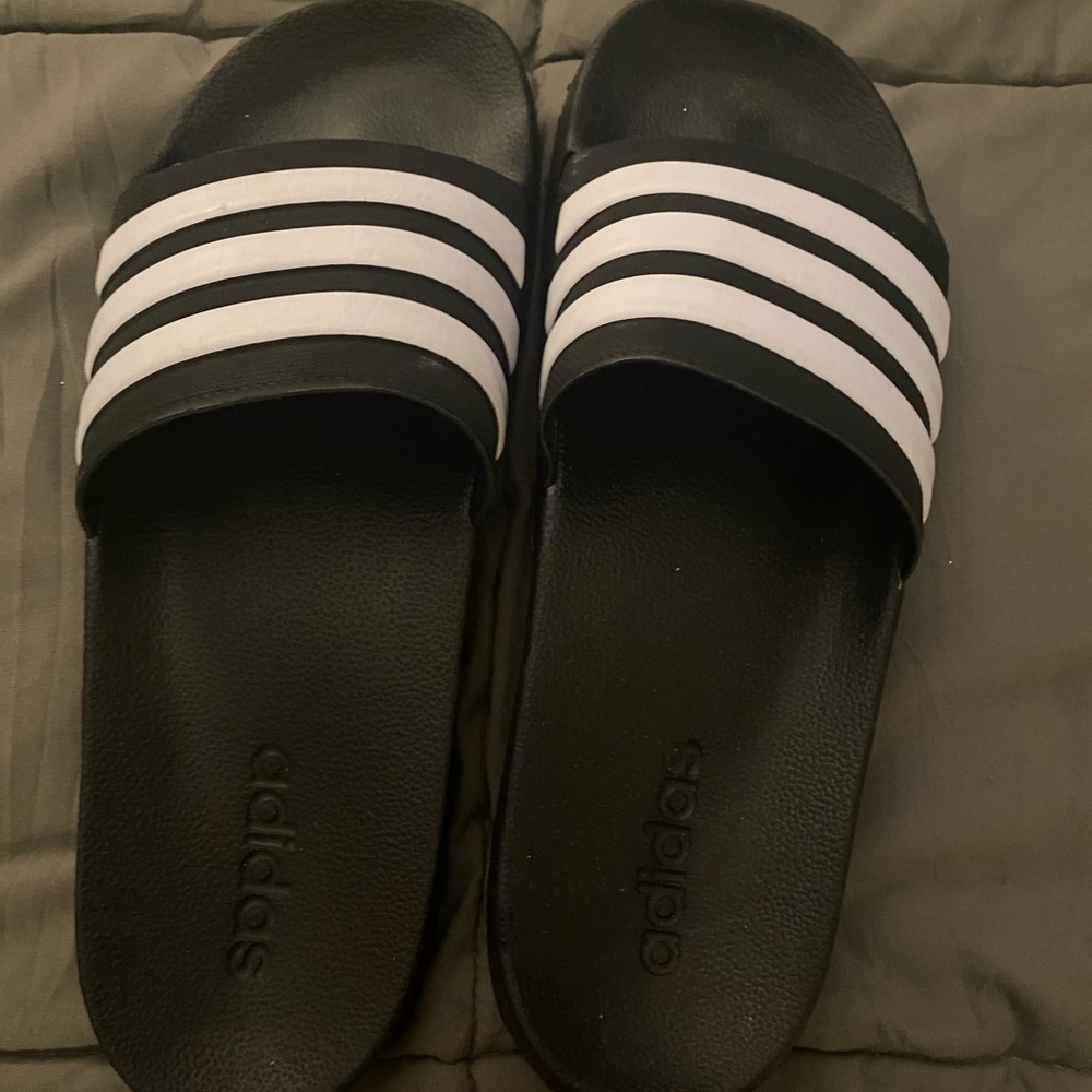 Adidas Adilette Men’s Slides Size 10